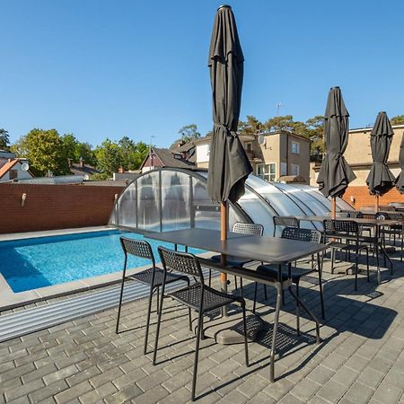 Pod Winogronem - Apartamenty Z Basenem I Wyzywieniem Pobierowo Eksteriør bilde