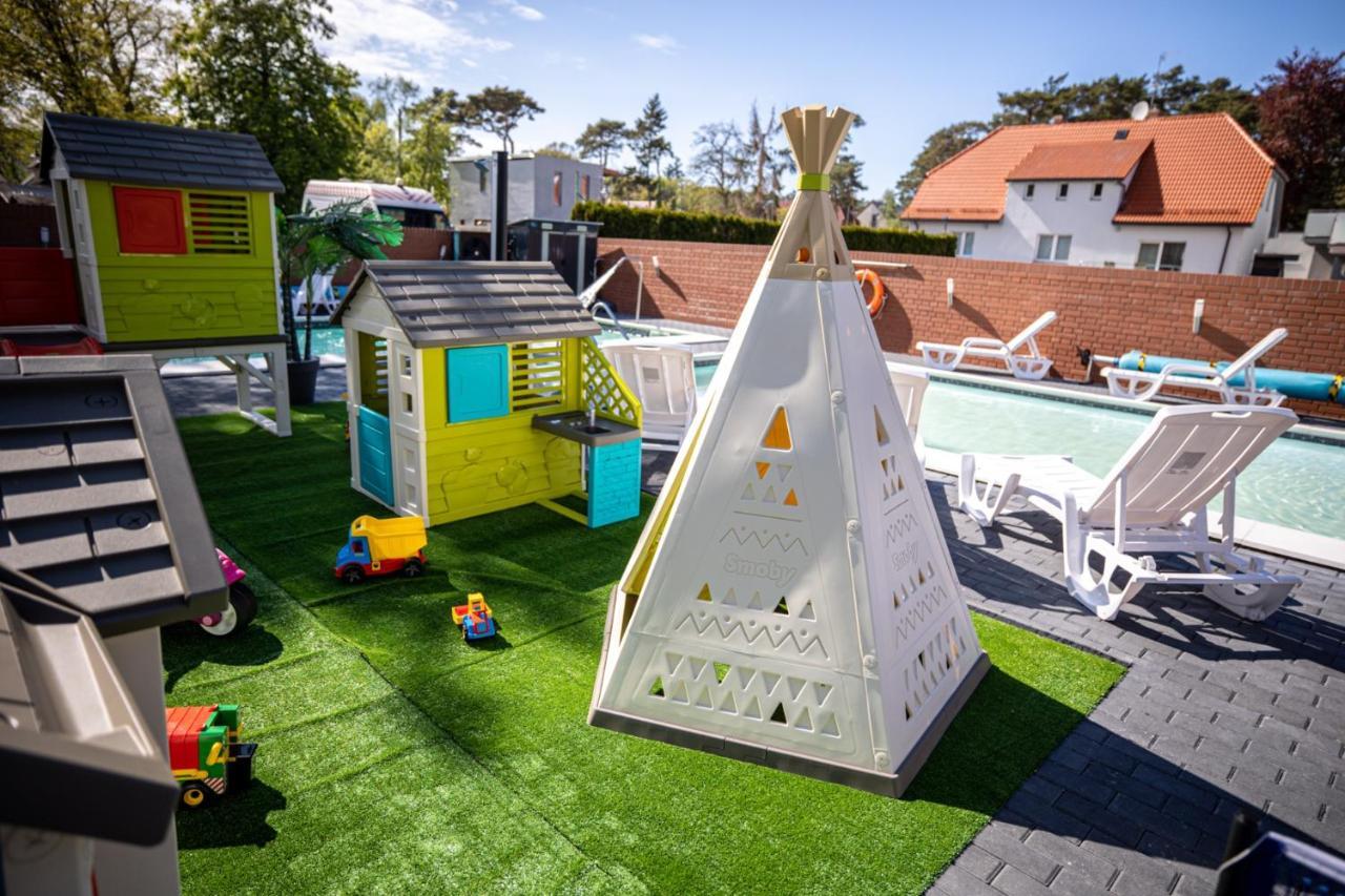 Pod Winogronem - Apartamenty Z Basenem I Wyzywieniem Pobierowo Eksteriør bilde